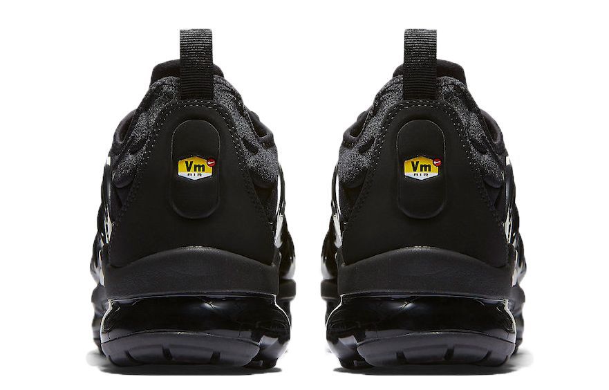  Nike Air VaporMax